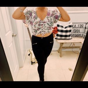 Ruched Floral Drawstring Blouse (crop) size: M